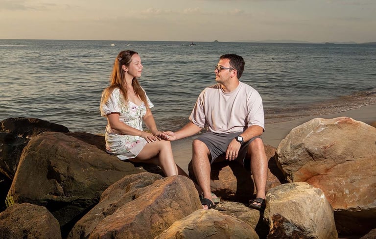 Фотосессия в золотой час на пляже Фукуока