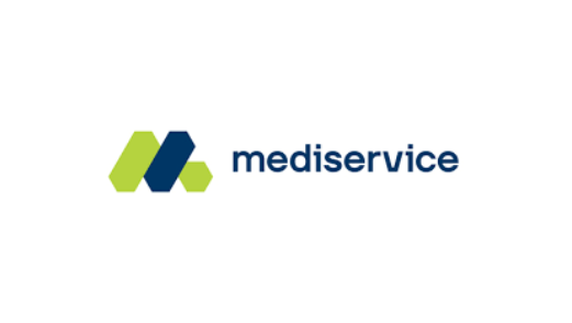 Logomarca da empresa Mediservice, com predominância das cores branco, verde claro e azul marinho.