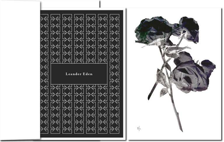 Schwarze Rosen zum Gedenken auf Trauerkarte