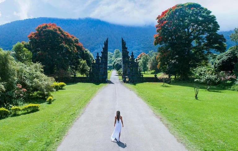 The gate symbolizes harmony