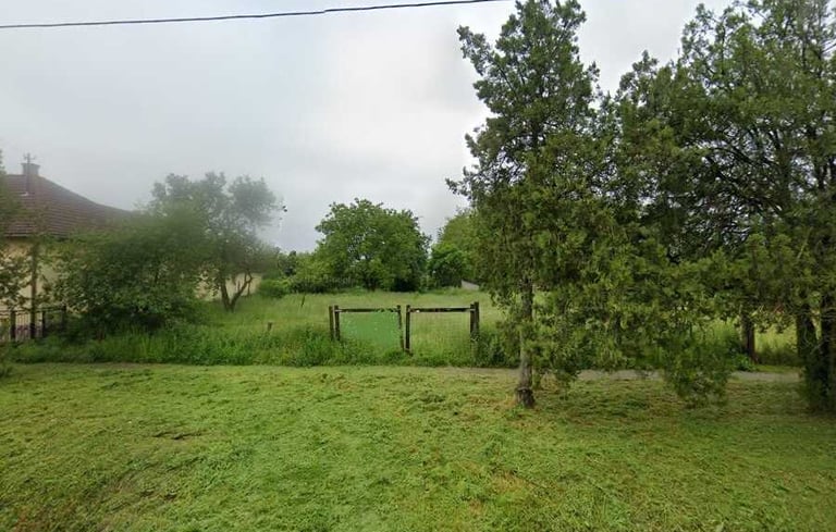 Baugrundstück in ruhiger Lage