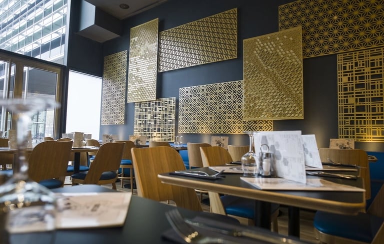 Tole perforée laiton doré décorative Maroc