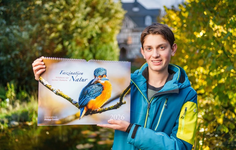 Philipp Geisler präsentiert seinen neuen Naturkalender "Faszination Natur"
