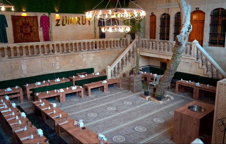 Urfa'da En İyi Sıra Gecesi Mekanı | Zümrüt Konukevi Sıra Gecesi | 0537 036 20 63