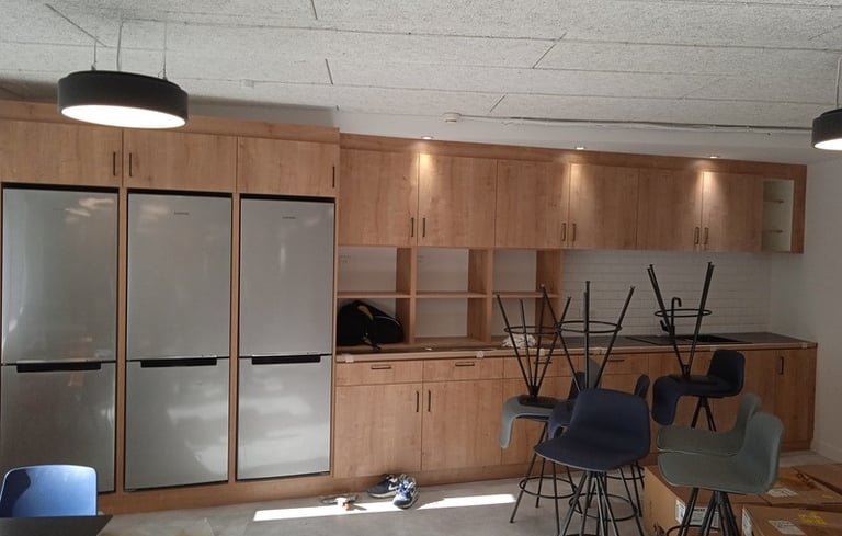 Rénovation intérieure complète – Cuisine sur mesure