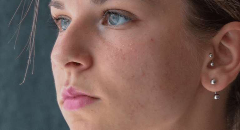 Piercing e Furo de Orelha Humanizado Paola Bertini