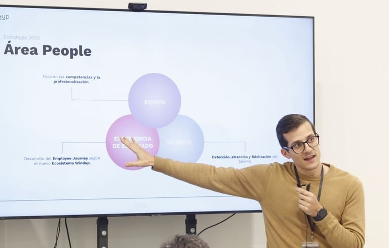 Rafa Alonso - Psicólogo experto en burnout y bienestar laboral