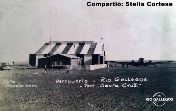 Antigua imagen del hangar del Aeroclub Río Gallegos, en la plataforma un Junker que operaba allí