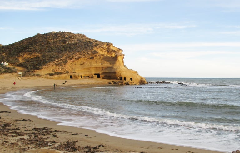 Playa de los Cocederos or Playa Cerrada, within the protected area known as Cuatro Calas. Photo by M