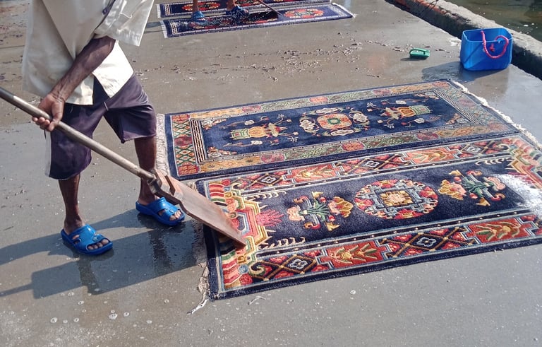 hand washing premium tibetan hand knotted carpet - himalayacarpetnepal.com