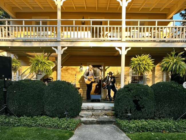 wedding and corporate event entertainment for events in NC, SC, VA and GA.
