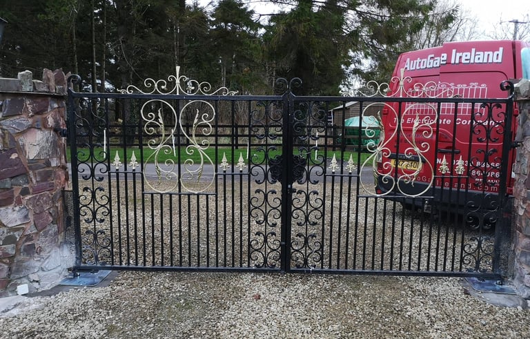 Residential Electric Gate Installers Belfast, driveway electric gate installers in Belfast
