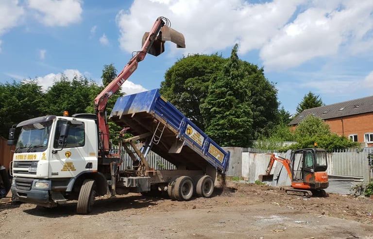 Hardcore removal with grab hire service across the West Midlands construction sites