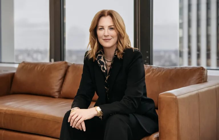 hillary-super-ceo-victorias-secret