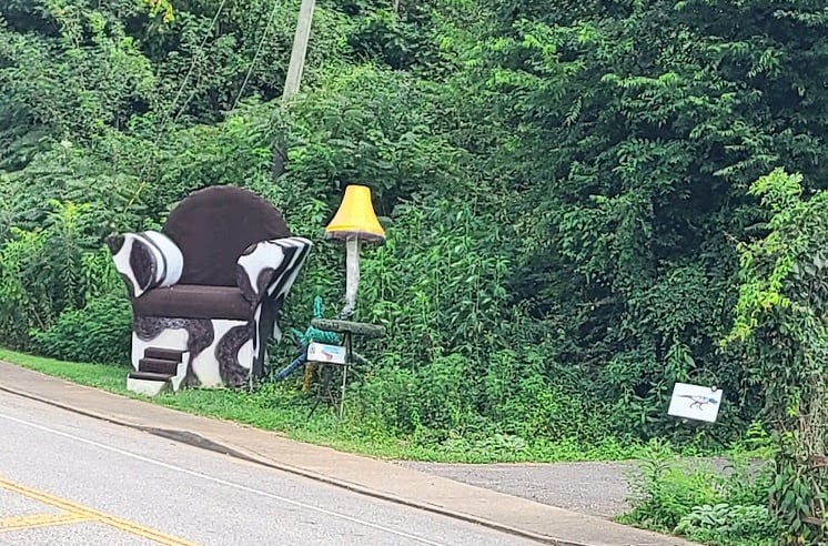 Tellico Plains TN - roadside art, oversized stuffed chair & lamp