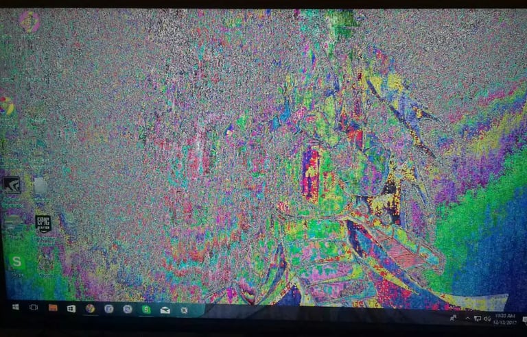 Laptop Screen Color Distortion / Discoloration