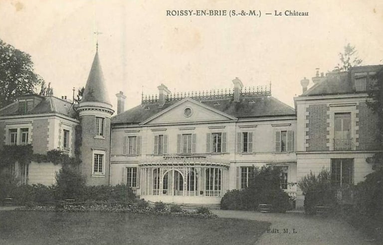 PATHE CHATEAU ROISSY EN BRIE FRANCE
