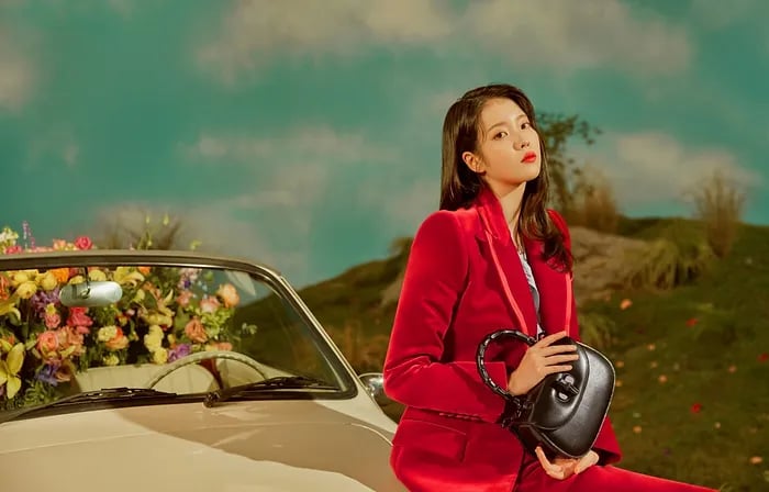 Gucci - IU | © Cookingwiththehamster
