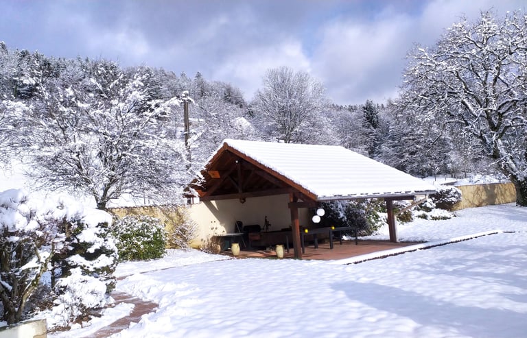 espace extérieur sous la neige
