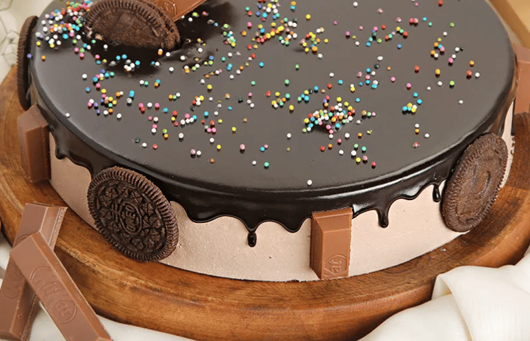 Kit Kat Cake