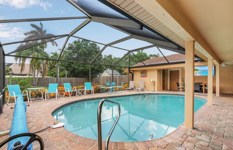 Central Retreat Vacation Rental Pool