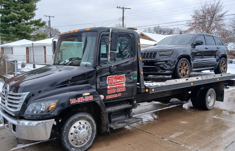 Emergency towing service in Detroit Michigan