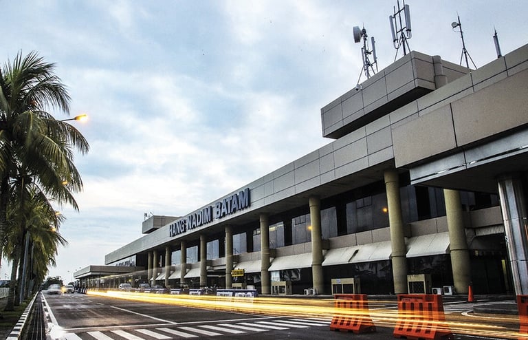 Hang Nadim International Airport (BTH)