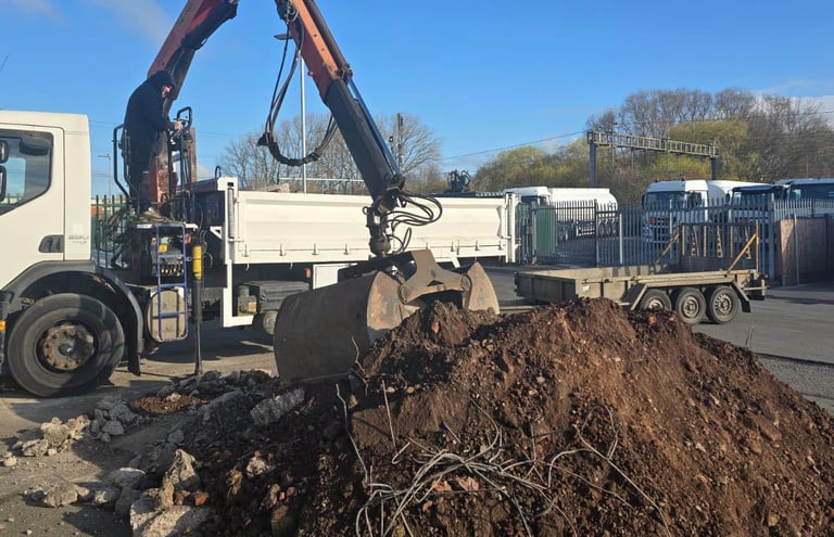 Construction site clearance using grab lorry in Dudley and Netherton