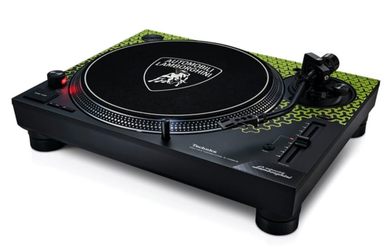 technics-sl-1200m7b-lamborghini-edition-green