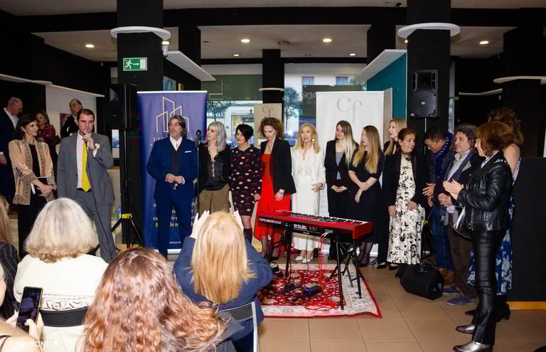 Fidelitas arte - sinergias - moda -música -arte -finanzas