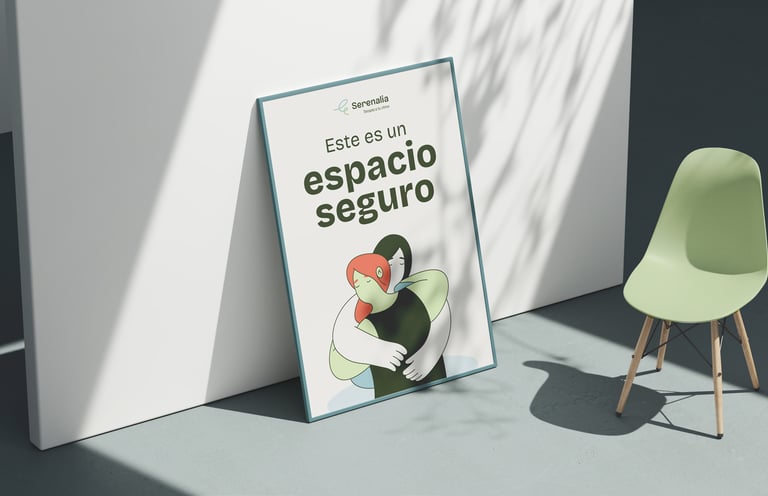 cartel diseñado para Serenalia, destacando mensajes clave y la identidad visual de la clínica.