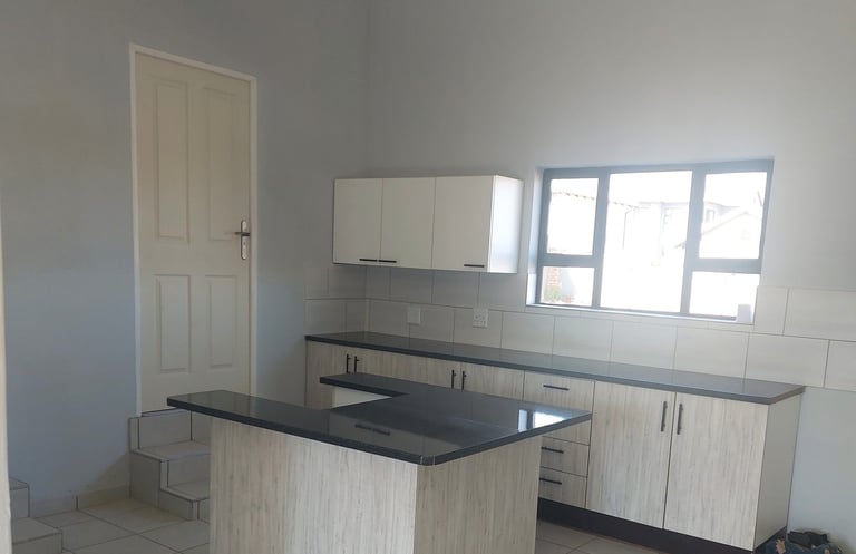Completed kitchen in Wildtuin Park Estate home.