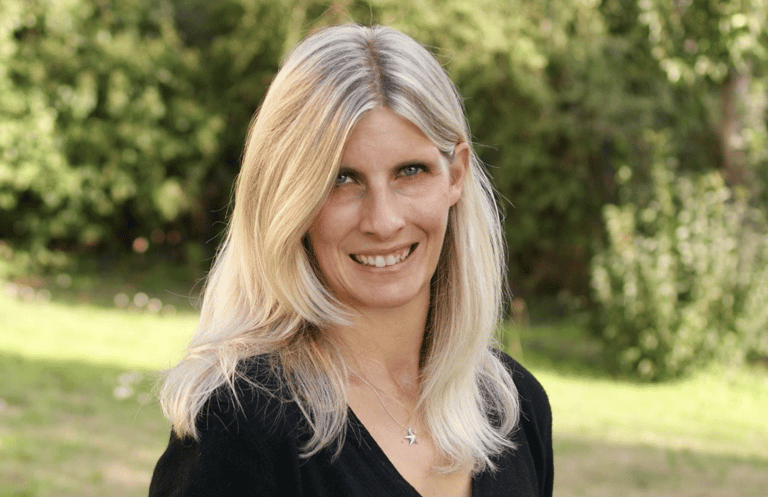 Portrait of Helen living and working on the French Riviera