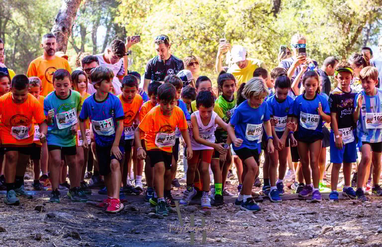 Niños participantes trail running Marbella