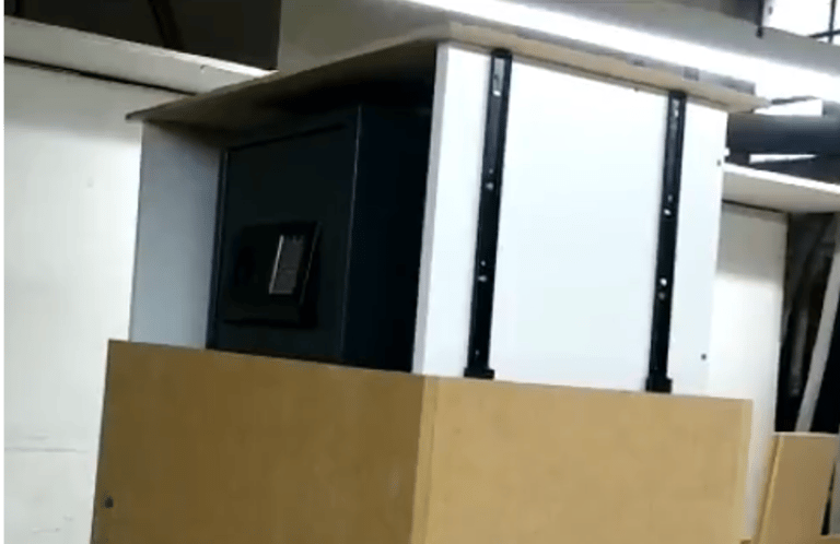 elevador de caja fuerte