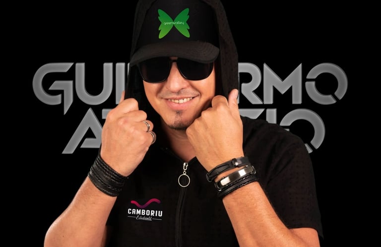 DJ Guillermo Atencio en eventos las discotecas mas improtantes