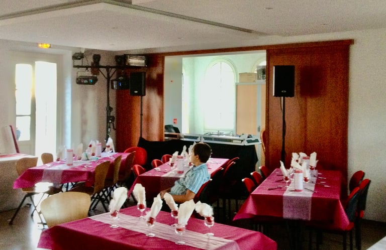 Sonorisation pour un Mariage rassemblant 30 personnes dans une petite salle