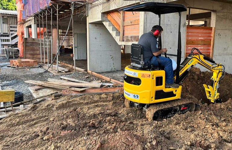 Mini Escavadeira NDI 310 de 1 Tonelada