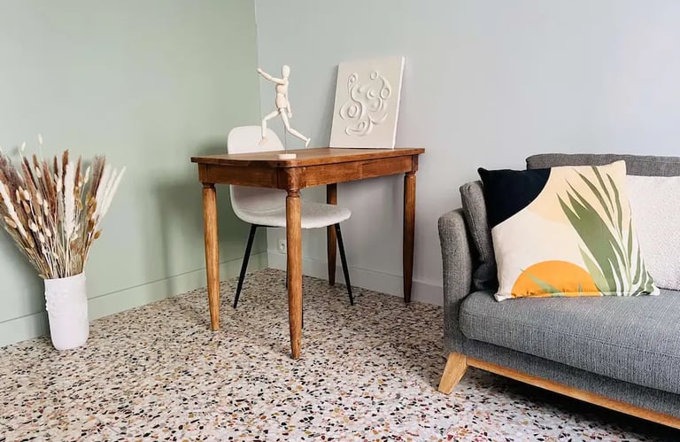 Gestalt-thérapie individuelle à Décines-Charpieu, Lyon Est, espace chaleureux et confidentiel 