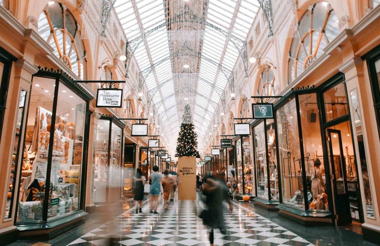 Galerie marchande sortie shopping transfert VTC
