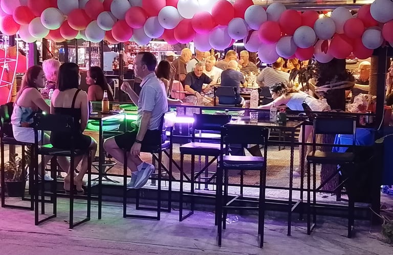 Outside view of party at Wonderland 2 bar