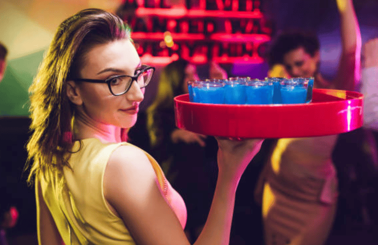 Location de lieu événementiel + bar + serveuse(s) – 73100 Aix-les-Bains