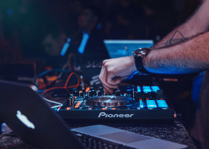 Location de lieu événementiel + dj – 73100 Aix-les-Bains