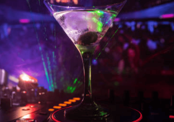 Location de lieu événementiel + bar + dj – 73100 Aix-les-Bains