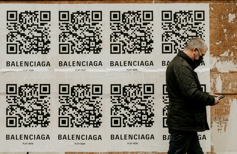 QR Code Generator-free online tool to create custom QR codes for links, text, or contact information