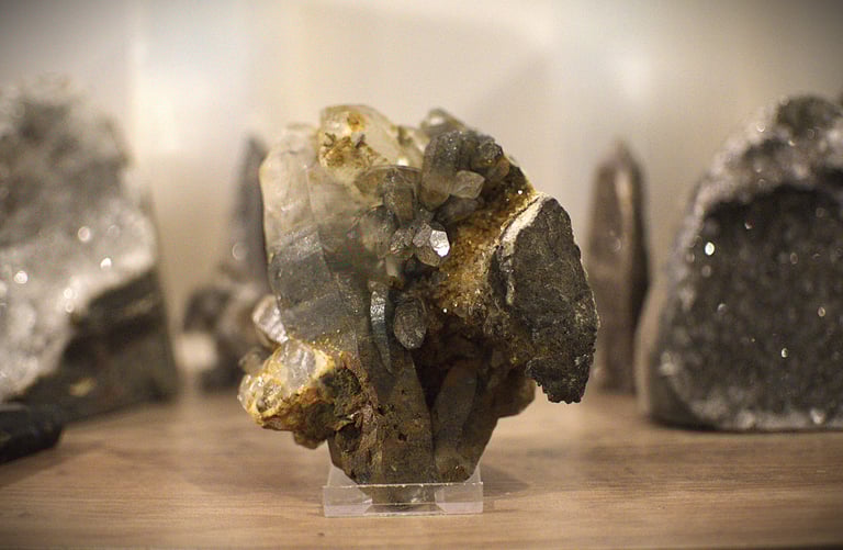 Garden Quartz raw chunk, also known as lodolite