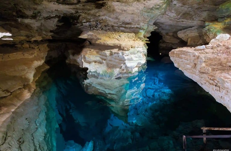 Poço Azul Best tour in Chapada Diamantina