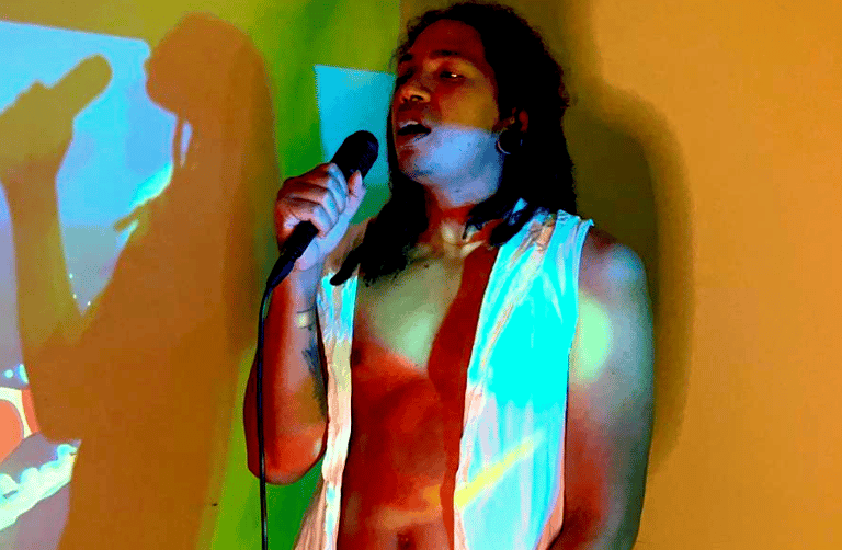 Click to access Coroncoro next dates.