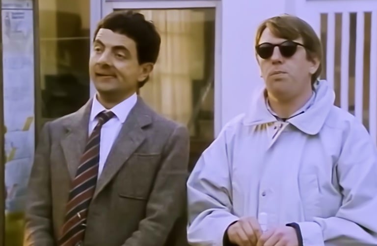 Mr Bean scène coupée : L'arrêt de bus