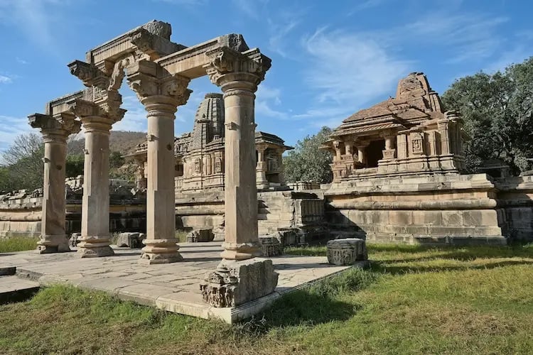 Ancient Sas-Bahu Temples near Udaipur, known for their historic architecture and intricate stone craftsmanship.